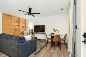 Chic & Cozy Condo in Manhattan with Free Parking & WiFi